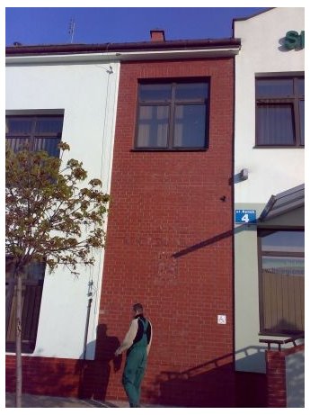 Czyszczenie elewacji oddziału banku