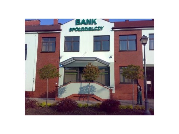 Widok budynku po wykonaniu czyszczenia elewacji